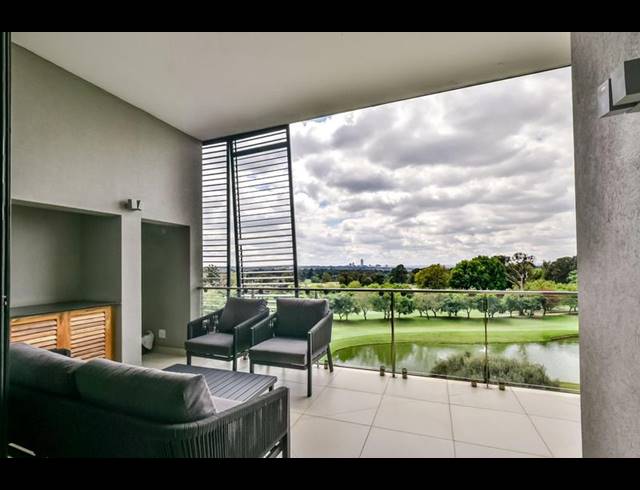 2 BEDROOM APARTMENT FOR SALE IN HOUGHTON